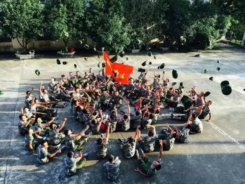 军训吃瓜群众学长,吃瓜群众学长视角下的青春热血